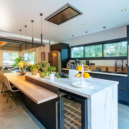 Tres Belle Sur Les Hauteurs De La Baule *