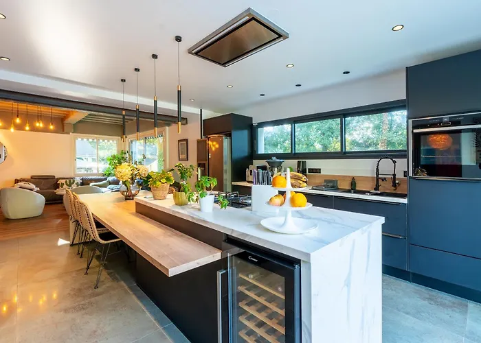 Tres Belle Sur Les Hauteurs De La Baule *